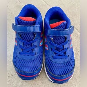 New Balance Kids' 680 V6 Hook and Loop Running Shoe, Size toddler 8.5